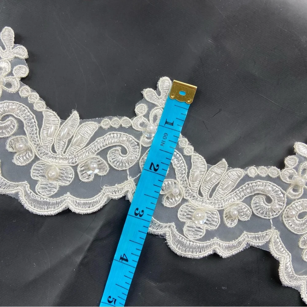 NWOT 7 Yards of Elegant, Almost White Lace Trim/Fabric w/Beads & Floral Stitch - Picture 12 of 16
